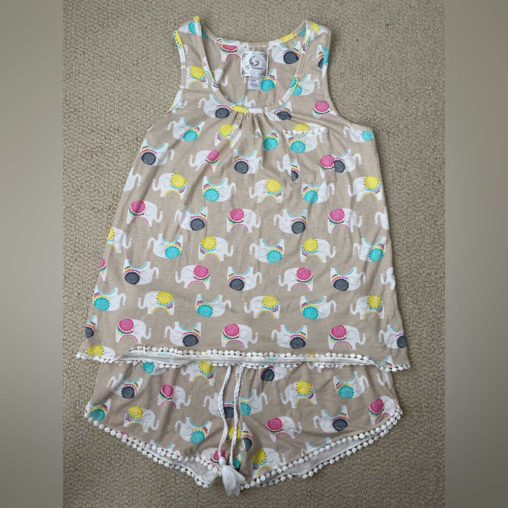 PJ Set: Brand: PJ Couture Color: Elephant Printed Size: Large